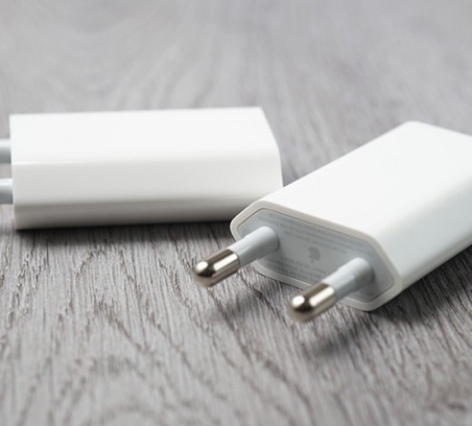 The Benchmark of Trust: MyMy Technology - A Reputable Factory for iPhone Charger Export to Europe