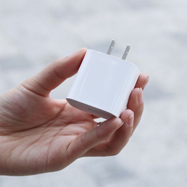Bắc Giang Có CTY Sản Xuất Củ Cáp Sạc iPhone Nào Uy Tín?